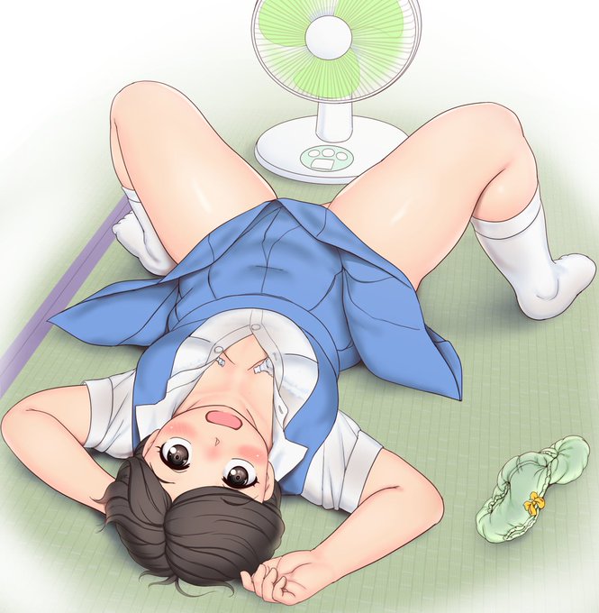 田舎に帰ったら親戚の娘が大胆な涼み方をしていた件。 