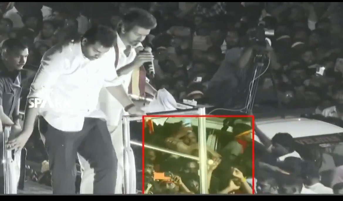 logeshwaran01's tweet image. #JusticeForKarurVictims
@mkstalin @Udhaystalin @DMKITwing @mylaivelu71