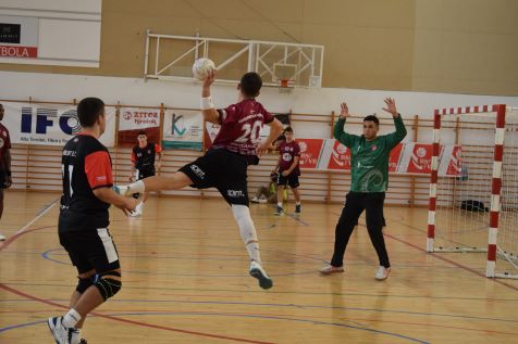 ESKUBALOIA. Pulpo txikitzen du <a href="/CBRomo/">Erromoko Eskubaloia</a>  -k bigarren zati borobileanwww.getxo.eus/eu/kirolberri/… #getxokirolak