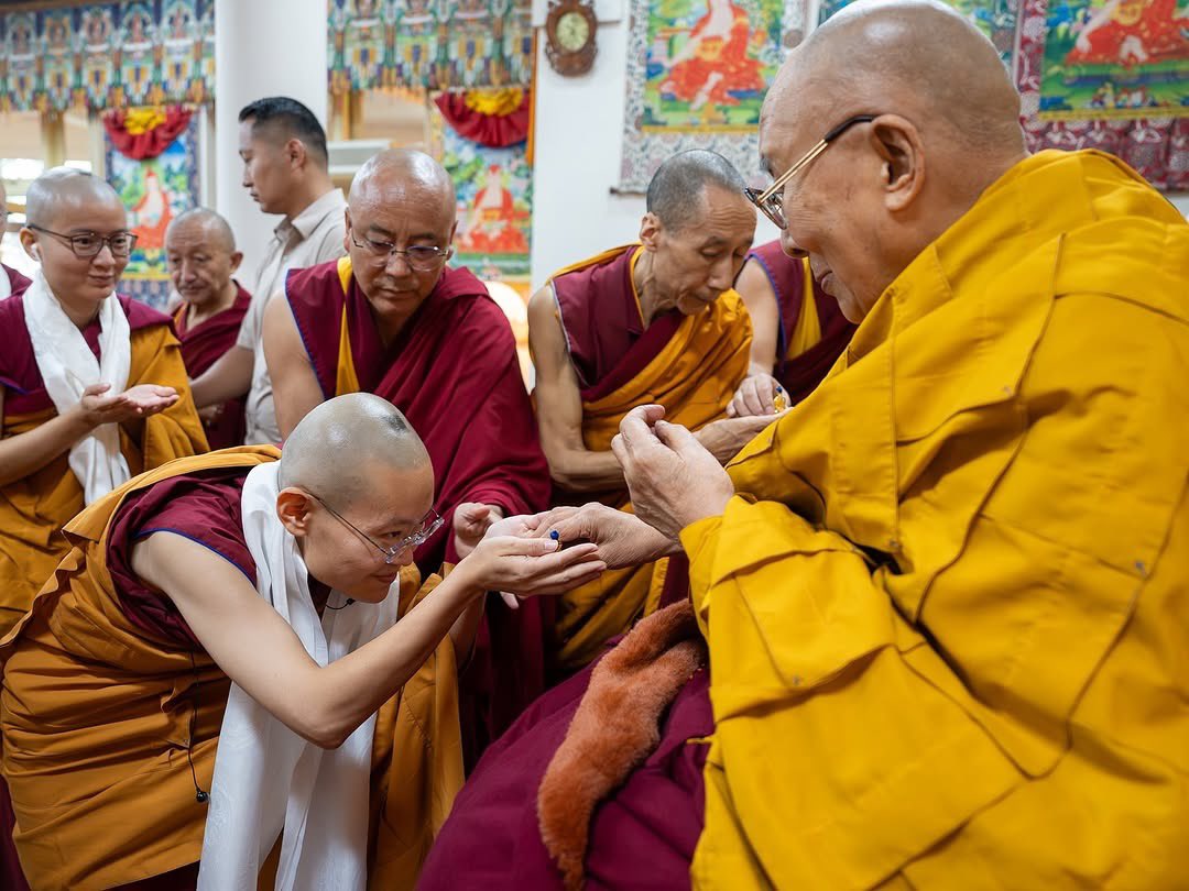 CTA_TibetdotNet's tweet photo. On 29 September 2025, His Holiness the 14th Dalai Lama presided over the first day of a two-day ordination ceremony in Dharamsala, India, conferring novice vows upon monks and nuns from Taiwan.

Photo Courtesy: Office of His Holiness the Dalai Lama https://t.co/BG8FzoDvnR
