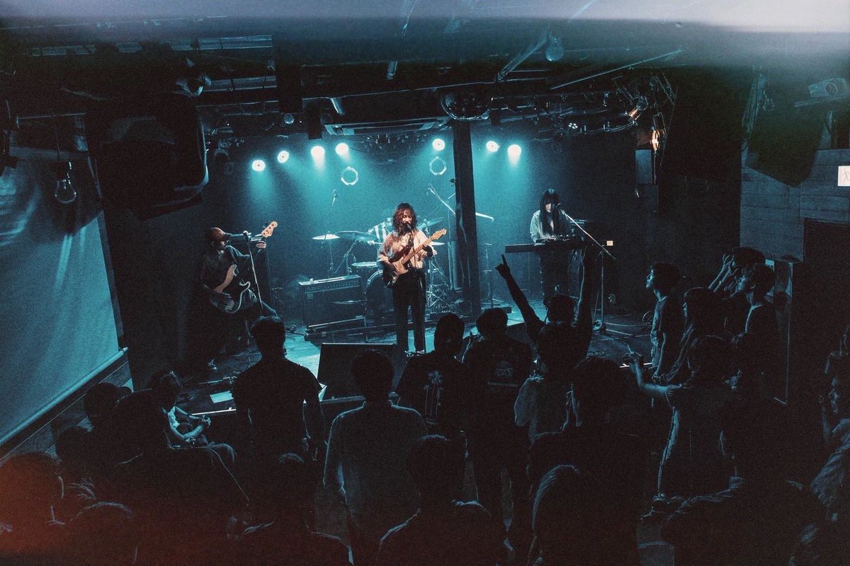 STATIONS_JP's tweet photo. 2025.09.27
福知山 sound RATT

ありがとうございました ⟡.·
煌めいた海が目の前にありました.

🌊 SET LIST 🌊
1. LOVE
2. YOUTH
3. Dirty
4. yoonsul
5. SEPARATE 

次ライブは
10/23(THU)
神戸BLUEPORTです⚓⸝·⸝⋆꙳
▼
https://t.co/6wr7ZF8yLp

#ステエションズ https://t.co/FeHQNxVHYn