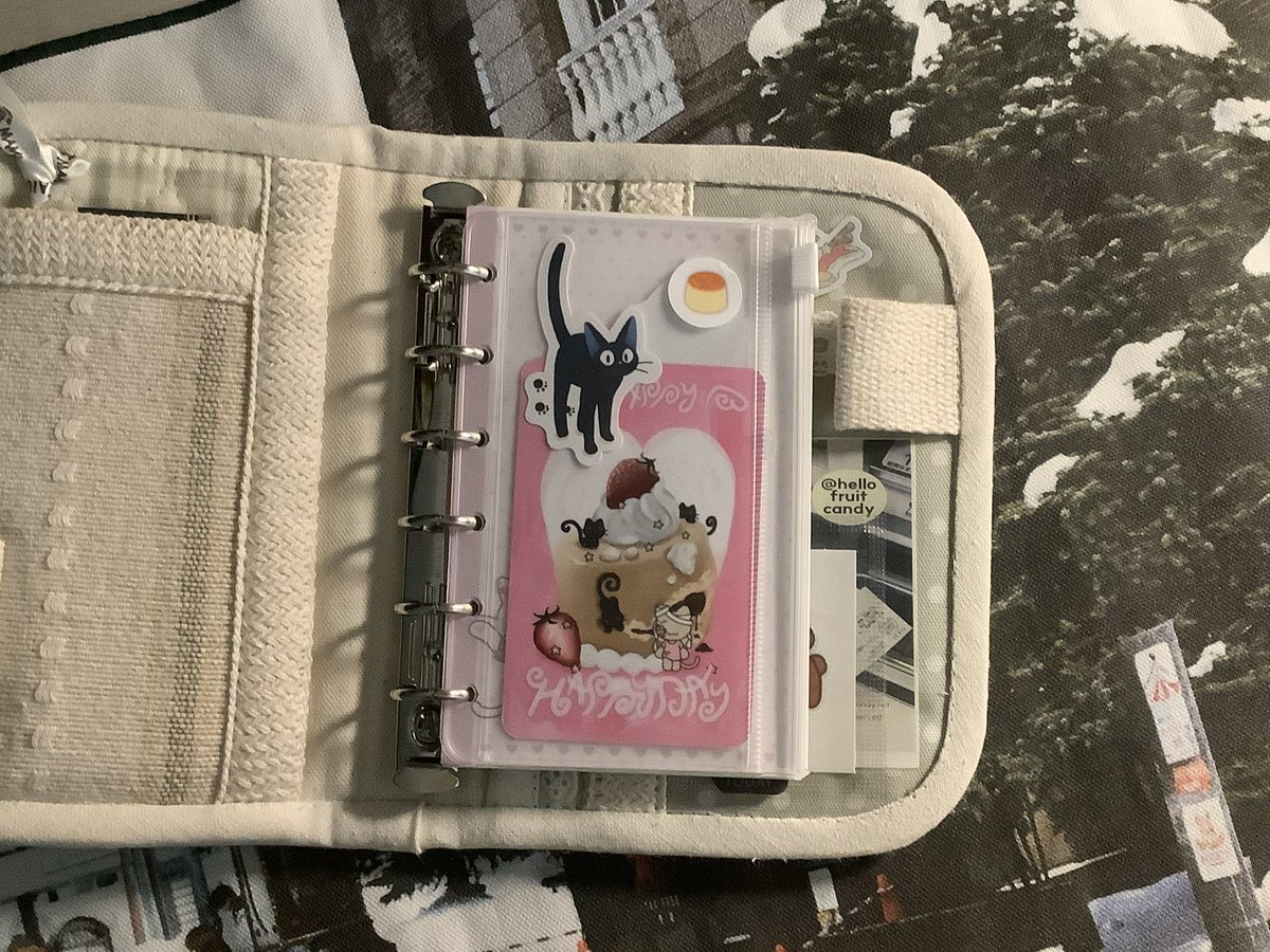 니나 (@miumiuuzz) on Twitter photo 