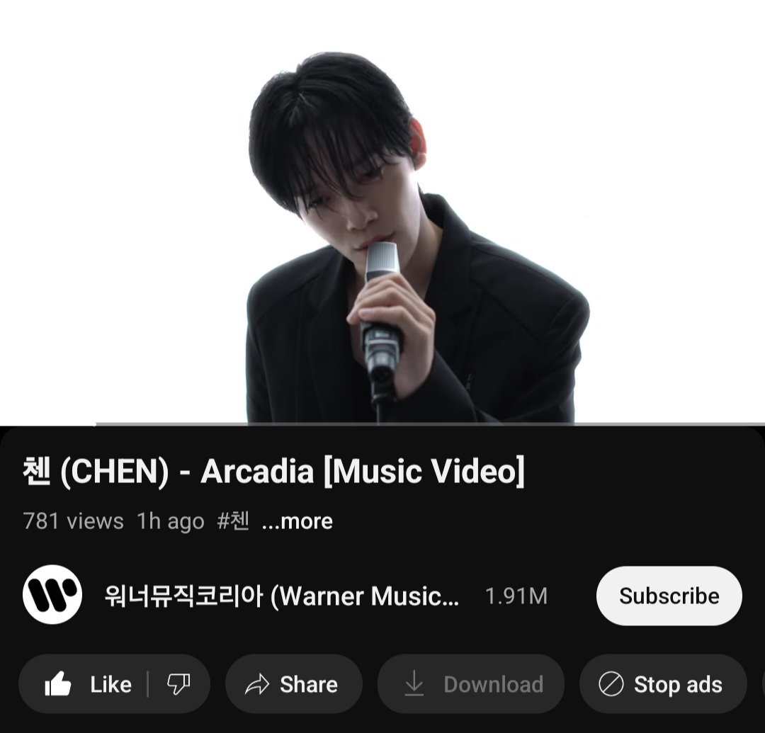 ForChenUnion's tweet photo. Please note that there are 2 music video for CHEN - #Arcadia! Make sure you stream on both channels

INB100: https://t.co/eloFxa9eLA
Warner Music Korea: https://t.co/gmLsz3mTLp

ARCADIA OUT NOW  
#CHEN_RunawayToArcadia 
#CHEN #첸_Arcadia https://t.co/yKrBqciJVX
