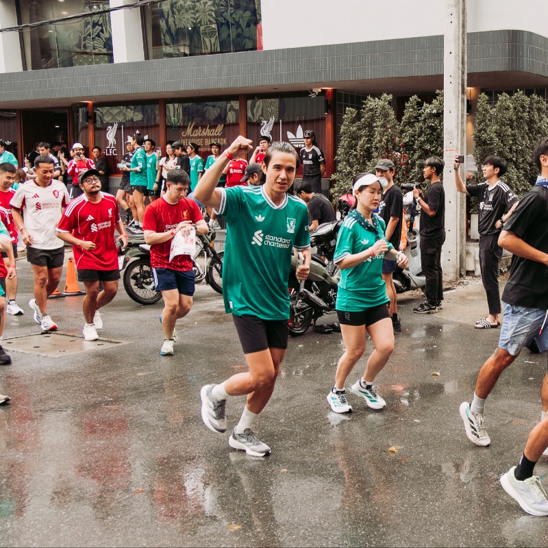 ThaiLFC's tweet photo. เก็บตกภาพบรรยากาศในงาน LFC CITY RUN เมื่อเช้าวันเสาร์ที่ผ่านมา 🏃🔴⚪️🟢

#LFCThai #LFCRetailTH