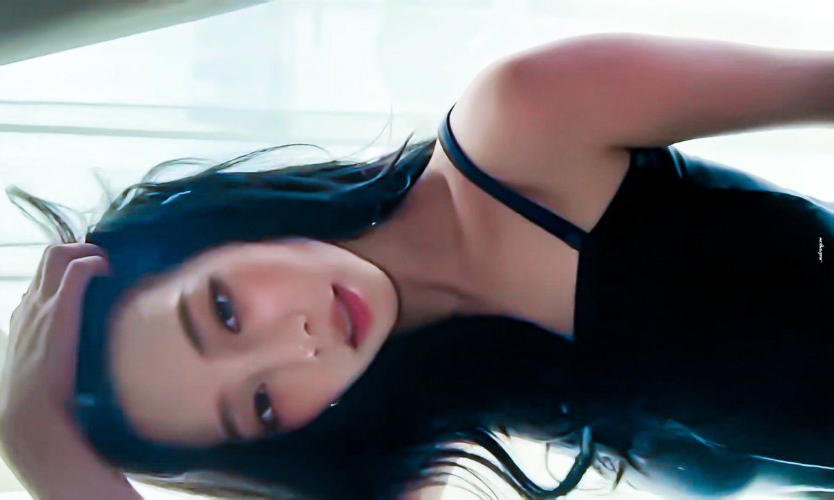 _malrangcow's tweet image. 😇😇
#카리나 #KARINA 

🔗 blog.kakaocdn.net/dna/cNGGw5/bts…
🔗 img1.daumcdn.net/thumb/R1280x0/…
🔗 img1.daumcdn.net/thumb/R1280x0/…
🔗 img1.daumcdn.net/thumb/R1280x0/…