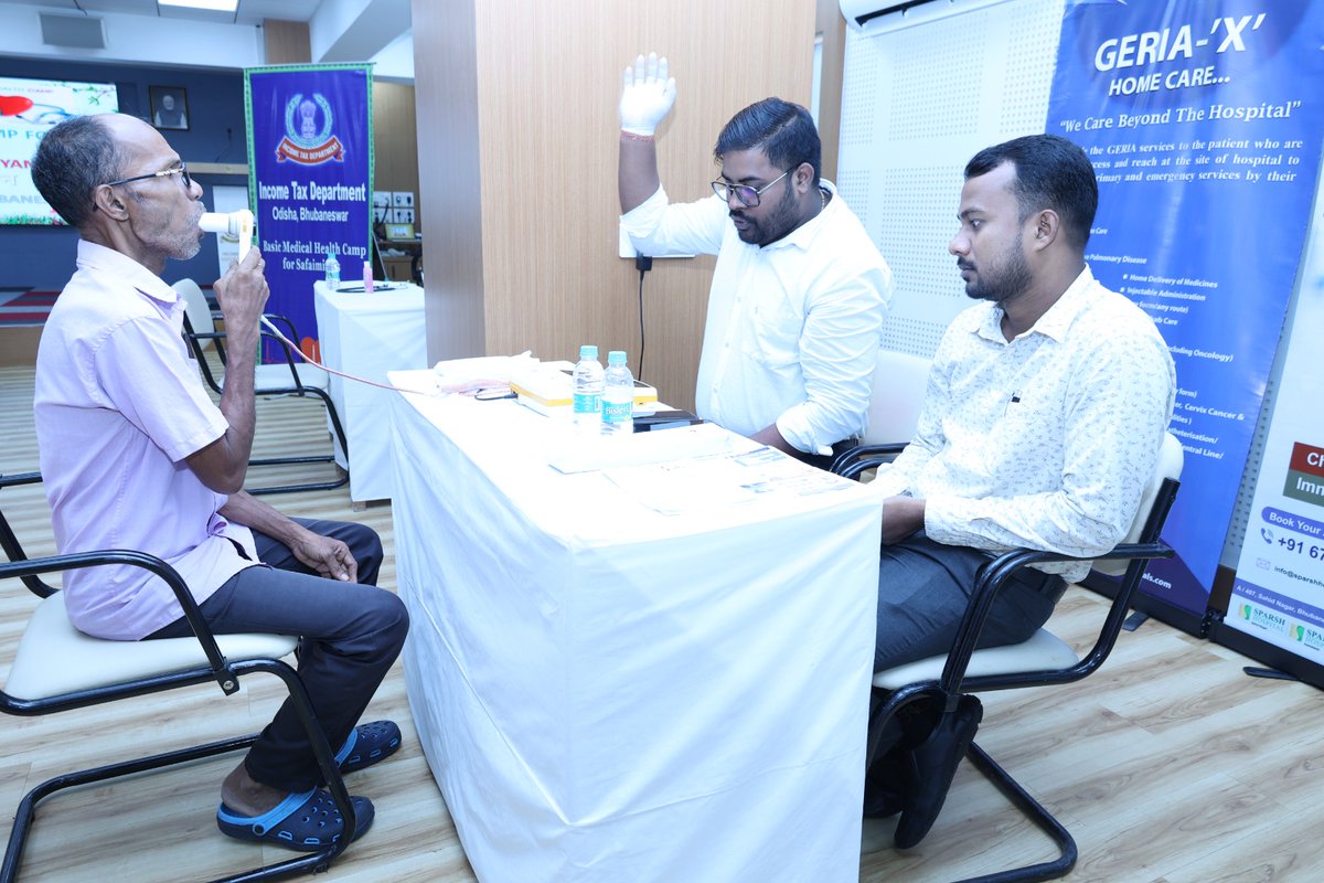 A Safai Mitra Suraksha Shivir (Preventive Health Checkups and welfare linkage for sanitation workers) under the campaign "Swachhata Hi Seva(SHS), 2025" was organised by the Income Tax Department, Odisha.