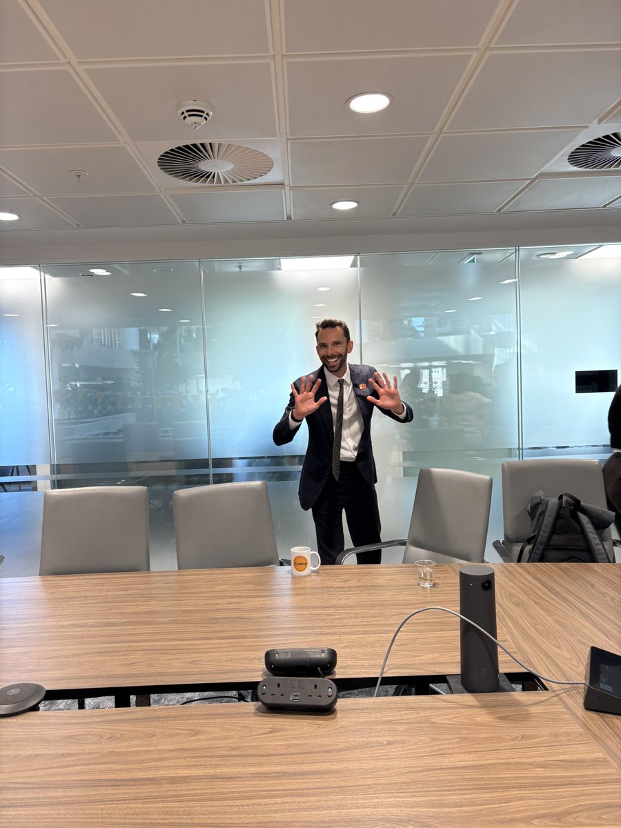 I was pleased to join <a href="/kinshipcharity/">Kinship</a> this week for a meeting with the Children’s Minister to discuss the importance of kinship care.

We highlighted the challenges kinship carers face and the need for stronger support so every child can thrive.

#KinshipCare #Family