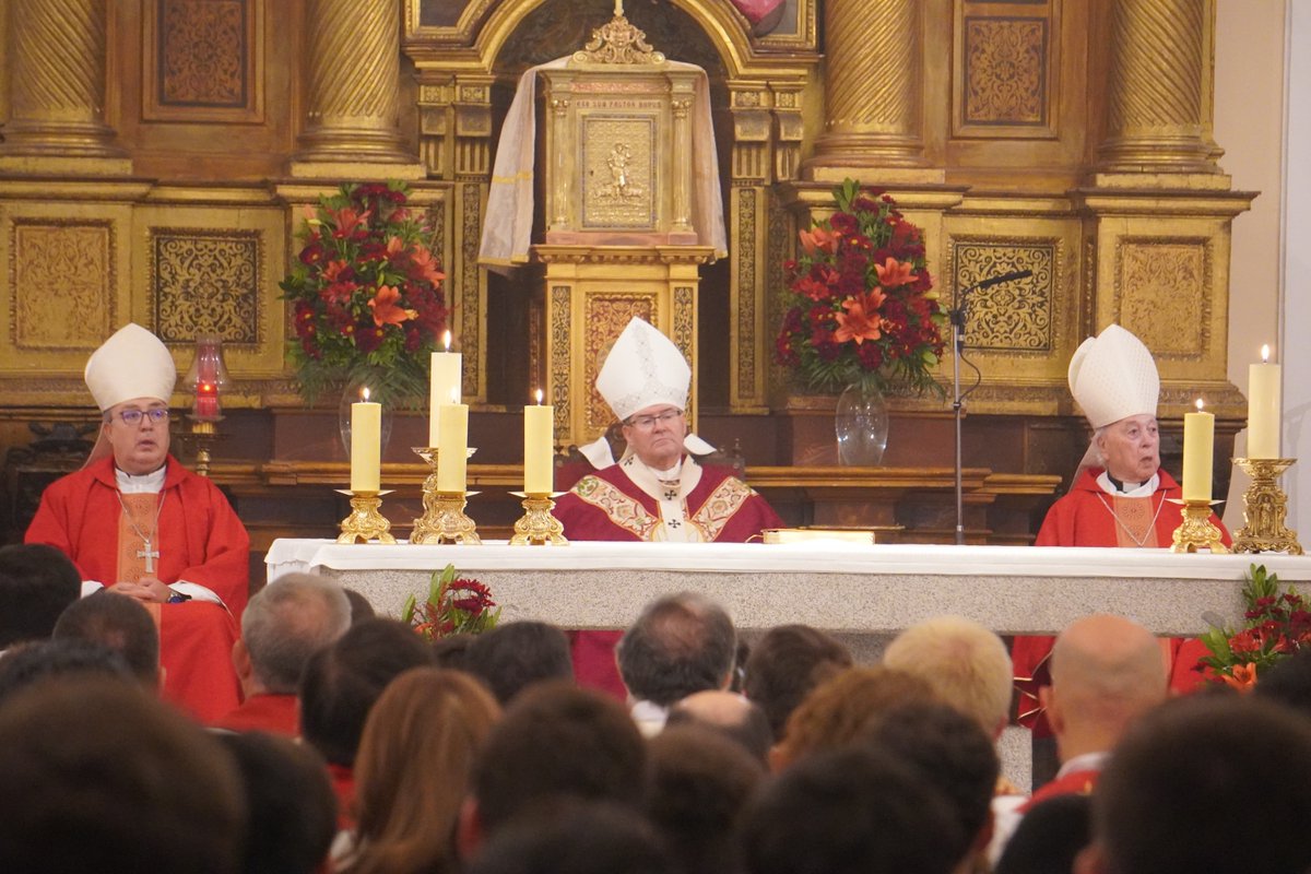 Hoy he tenido el privilegio de asistir a la Misa de apertura de Curso en el Seminario de Toledo. Un momento muy especial para toda la comunidad y para nuestra Diócesis

Deseo a los seminaristas, formadores y profesores un año muy provechoso. Que este nuevo ciclo esté lleno de