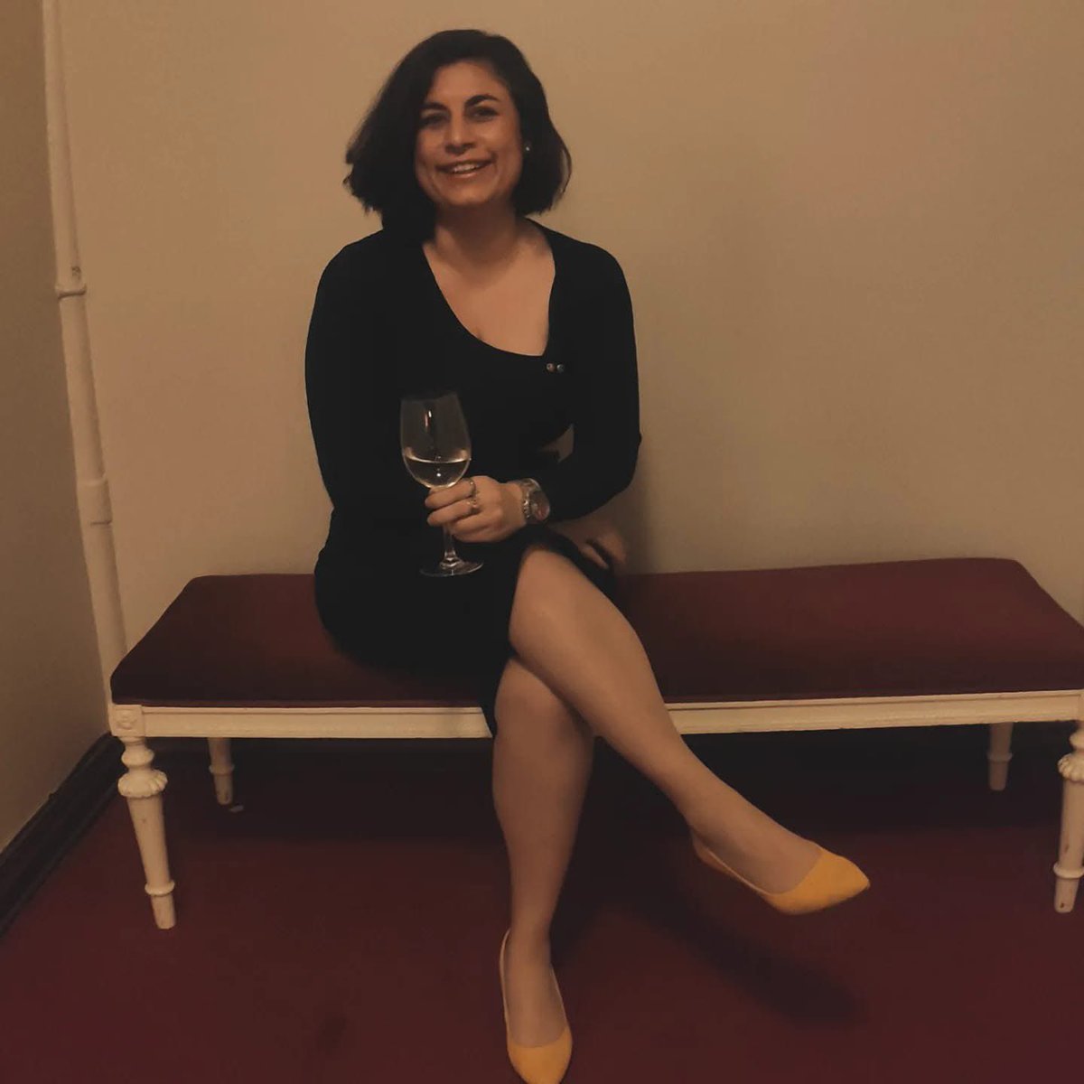 Terveiseni islamistisille hallituksille, joille naisten sääret ja tasa-arvo ovat liikaa.