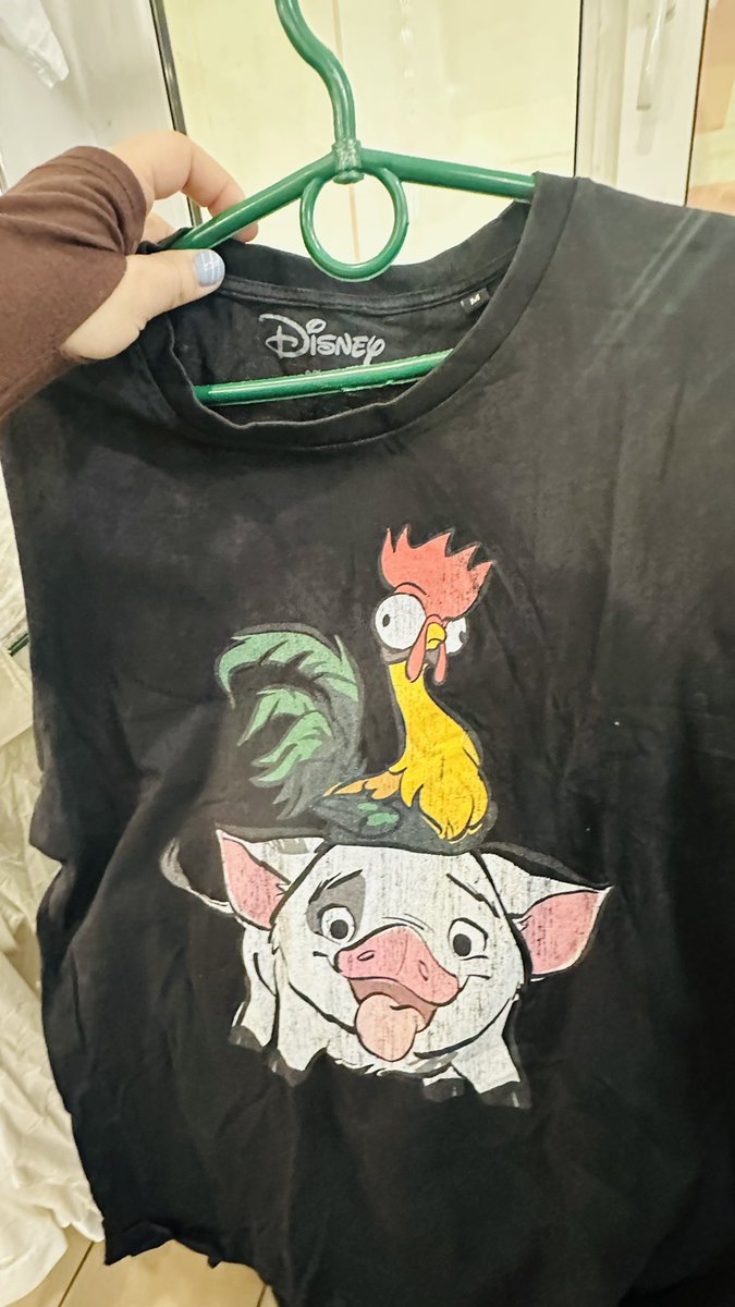 та, шо з села tweet media