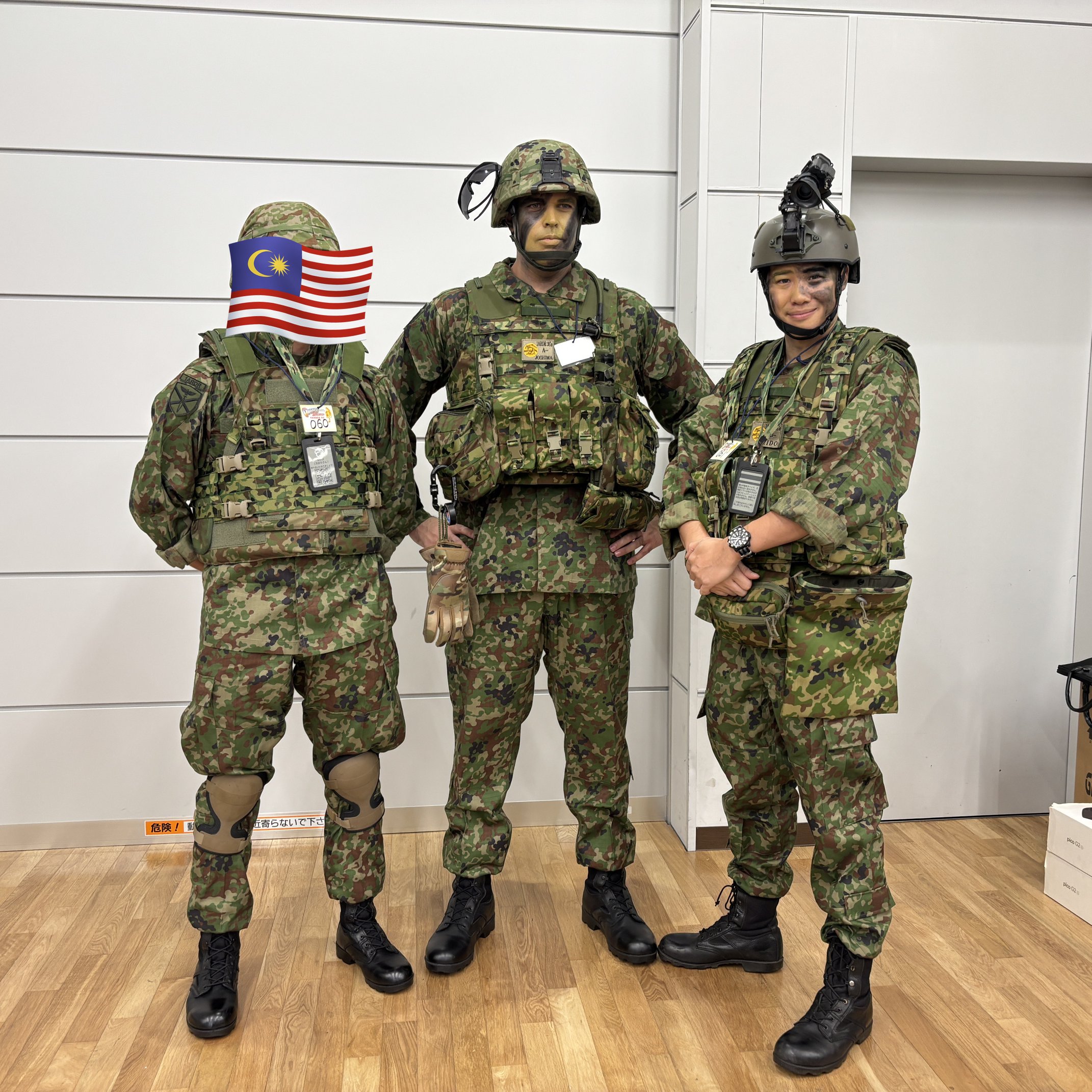 新入隊員必携 傷や汚れがあります。 新隊員必携