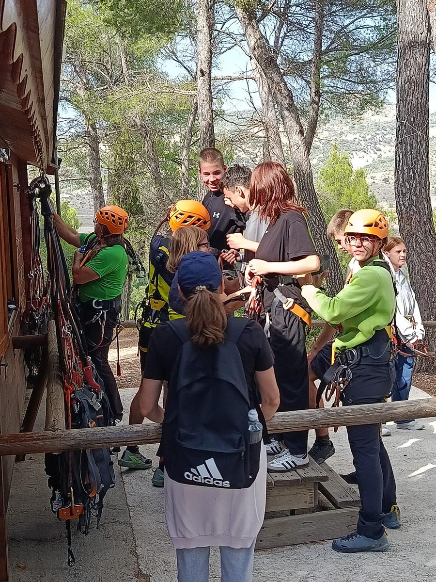 🌳 #Morella acull 38 xiquetes i xiquets refugiats d’Ucraïna dins del programa “Vacaciones de Paz”