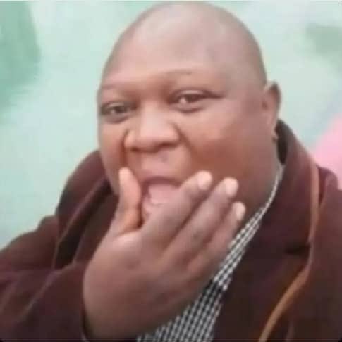 Your bank account looking at you asking a woman “Why are you not fine  ?” 😀