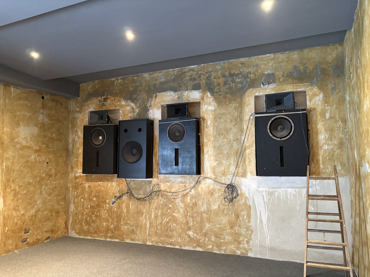 Nos han dado envidia los del <a href="/PhenomenaExp/">Phenomena Experience</a> y vamos a hacer…cosas. Atentos a lo que viene.