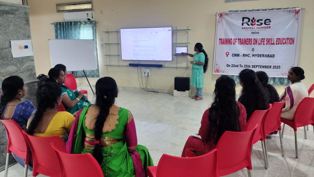 RiseIndia2030's tweet photo. Thrilled to roll out our Nutrition- Focused Life Skills Module in Hyderabad! Training of Trainers with NGO partners will prepare leaders to #educate & #empower adolescents to make informed, #healthychoices. #RightChoice #RightFood #NutritionMatters #HealthyFutures #LifeSkills https://t.co/PxVYoamdAG