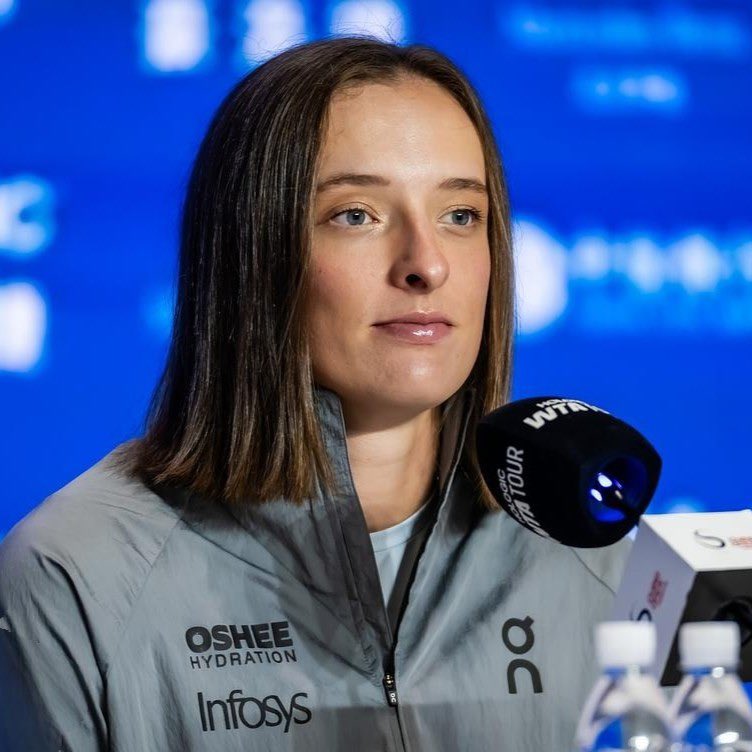 Iga Swiatek says the tennis season is too long &amp; is contributing to player injuries, ‘I think we have to be smart about it, not really care about the rules &amp; just think what's healthy for us’

“We have seen many retirements today. Is it because people are tired at the end of the