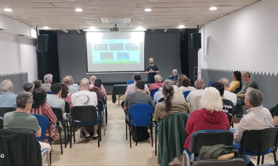 PremiaMedia_'s tweet photo. Preservem el Maresme demanarà la creació d’un espai específic de treball multidisciplinar sobre el futur de la línia R1 https://t.co/utlqC4BKHZ #Maresme #premiademar https://t.co/ywPXfKGoqK