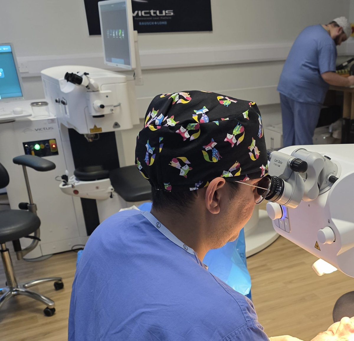 eye_correction's tweet photo. Expertise you can trust. 👁️
Mr Sid Goel &amp; Mr Abhivan Loomba in theatre at Eye Correction Centre.
#Ophthalmology #EyeCare https://t.co/7VzTIJSwba