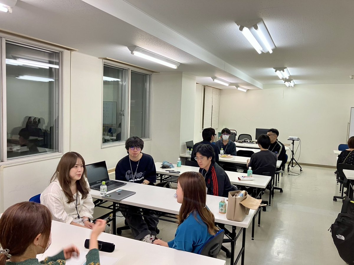 wss_uno's tweet image. 先日WSS @webstudysapporo ではWeb業界で活躍する修了生をお呼びし、在校生との交流イベントを開催しました！現場の話が聞けたり、悩み相談に乗っていただけたり、在校生も楽しそうでした☺️
ご登壇いただいた皆様、お忙しい中ありがとうございました！
#web制作 #webデザイナー #エンジニア