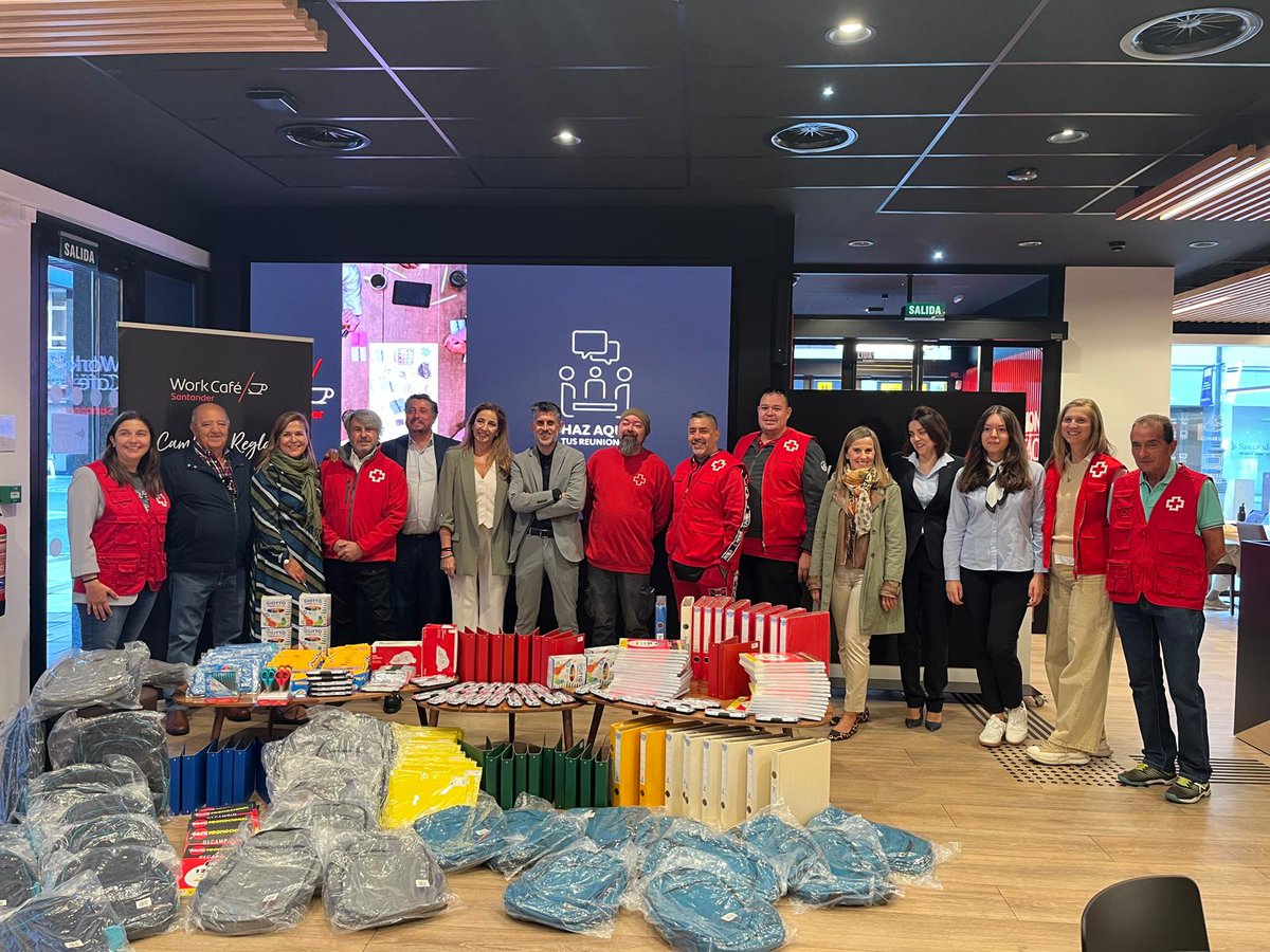 Sabemos que el retorno a las aulas no siempre es fácil para las familias. Por eso, colaboramos con <a href="/CruzRojaLeonES/">Cruz Roja en León</a> para hacer esta vuelta al cole un poco más llevadera a aquellas familias en situación de vulnerabilidad. 
<a href="/FundacionCepa/">Fundación CEPA</a> <a href="/bancosantander/">Santander</a> #materialescolar