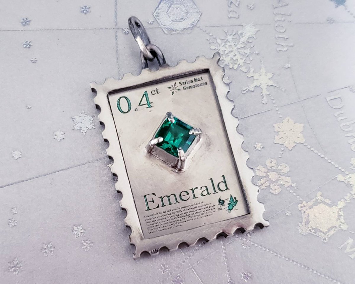 【イベント】　大阪十銀十色
【場所】　大阪難波神社
【出展日】　10/4～10/5
【出展名】　林檎屋
<a href="/agate_silver/">AGate@10/19東京ビックサイト アルトヴァリエ 東5 ガ 79、80</a>
<a href="/eternal_pond/">etpo　次回出展情報は固定ツイにて</a>
いつもの二人も会場内にいます！
時計も持っていく予定です♪
よろしくお願いしますー