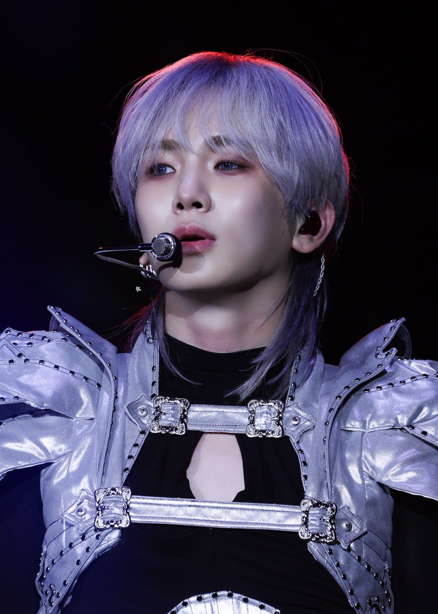 923satellite's tweet photo. 250928
KEYLAND Uncanny Valley 
Day 3 

#키 #KEY #キー #기범 #김기범
#2025KEYLAND
#UncannyValley
#UncannyValley_SEOUL https://t.co/SwISWnkgwe