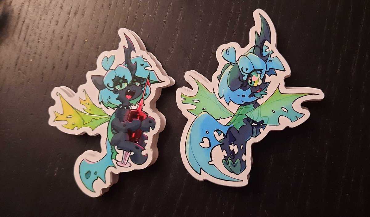i got stickers made ;]