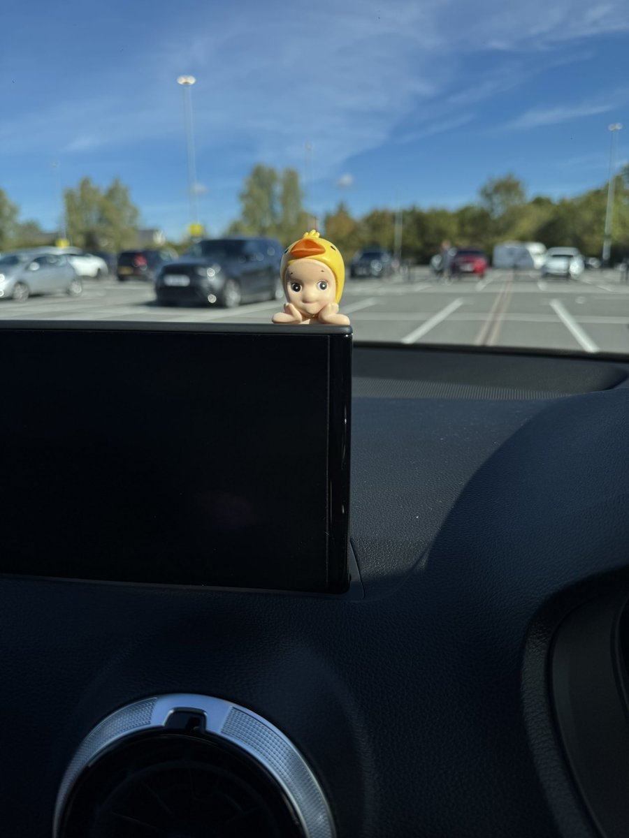 ⋆˙⟡♡claud♡⟡˙⋆ tweet media