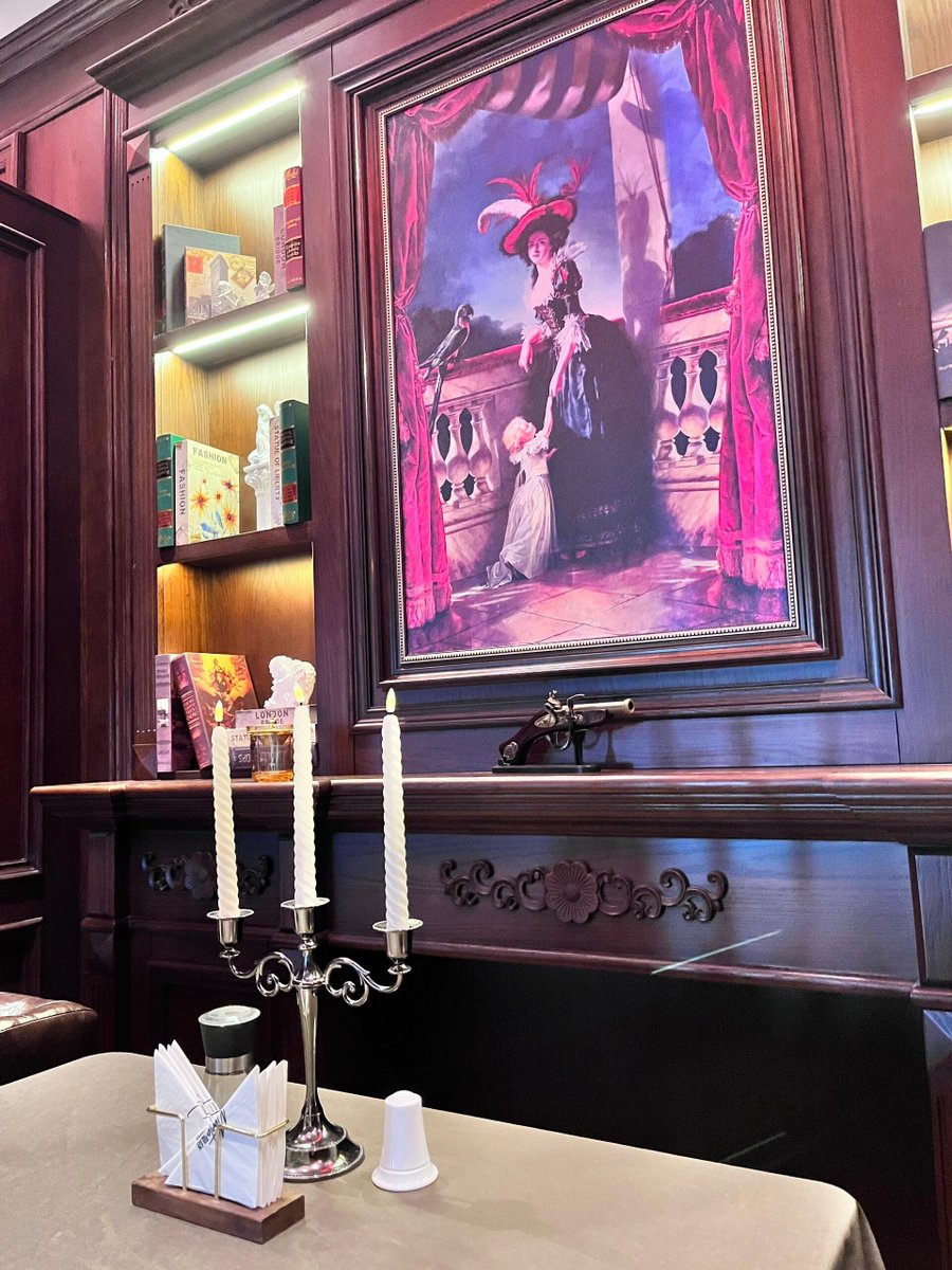 yappo_wcat's tweet image. 大好きな友達と一緒にディナーを楽しんでます🍴　一口ごとに幸せ感じる💛