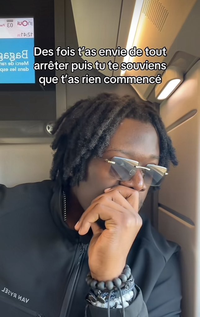 j’ai envie d’arrêter les études pour voyager puis j’me souviens que j’suis déscolarisé