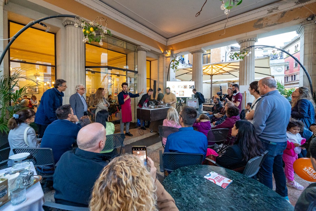 Università di Padova tweet media