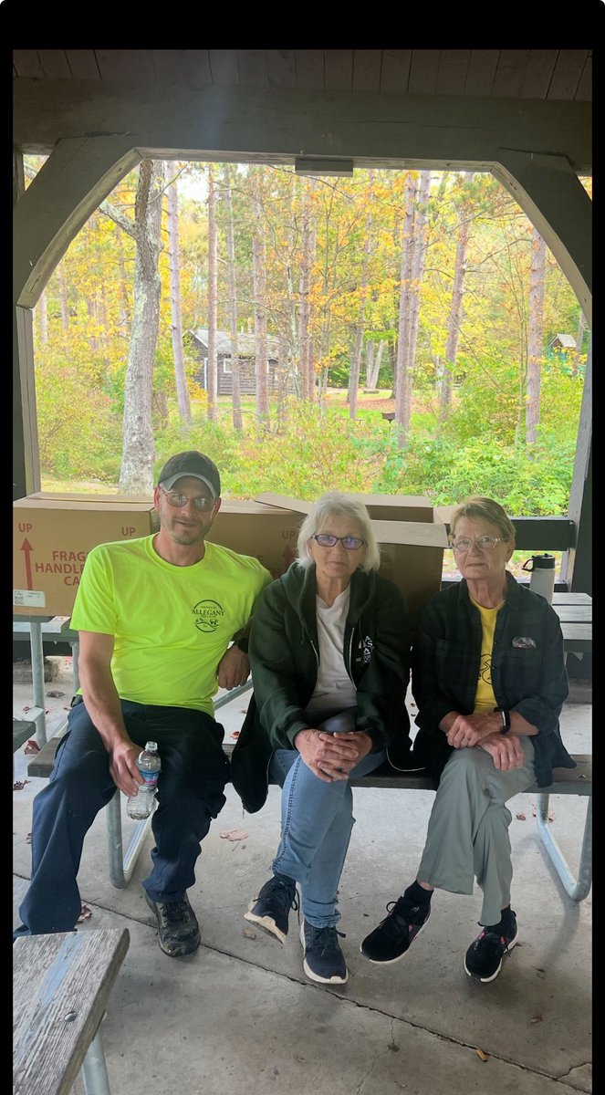 AlleganyPaul's tweet photo. Thank you everyone who volunteered for the 20th National Public Lands Day on Saturday September 27th.
Dual members of the Friends of Allegany and ASP Historical Society worked on putting the finishing touches on the Red House Sawmill. Join us at https://t.co/rFH4EySlHz https://t.co/DGskv85I9h