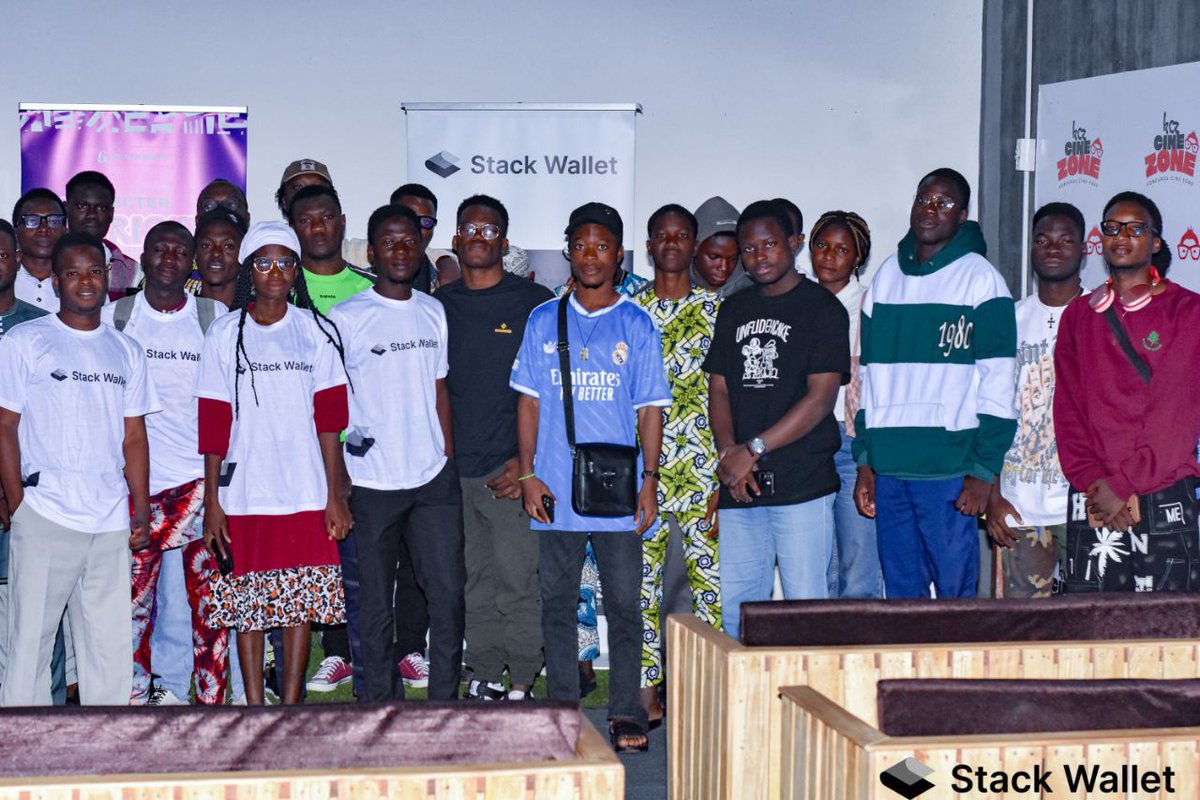 Africhain's tweet image. 📍Parakou–27 Septembre
#AfriChain,représenté par Josaphath Abiola LAOUROU,était présent au meet-up #StackWallet pour partager sa vision d’un Web3 accessible à tous

Un grand merci à @mercianoalia ainsi qu’à l’ensemble des participants pour leur engagement
#AfriChain @Stack_Africa