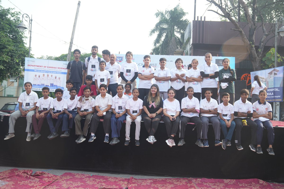 alchemisthealth's tweet image. Alchemist Ojas Hospital, Panchkula, successfully organized a 5km Fun Run to mark World Heart Day, on 28th September in Yamunanagar which is globally observed on September 29th. 
#funrun
#runforyourheart