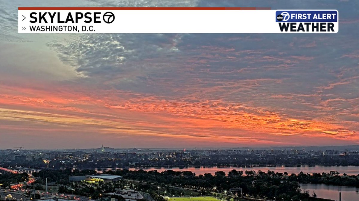 Eileen Whelan (@eileen7news) on Twitter photo Tropical clouds can gift us with beautiful sunrises/sunsets🌅🌀
Monday morning's view was spectacular with the pink color reflecting off the Potomac😍
Enjoy the early morning color, because grey skies are expected for much of the day ☁️
FORECAST: wjla.com/weather Tropical clouds can gift us with beautiful sunrises/sunsets🌅🌀
Monday morning's view was spectacular with the pink color reflecting off the Potomac😍
Enjoy the early morning color, because grey skies are expected for much of the day ☁️
FORECAST: wjla.com/weather
