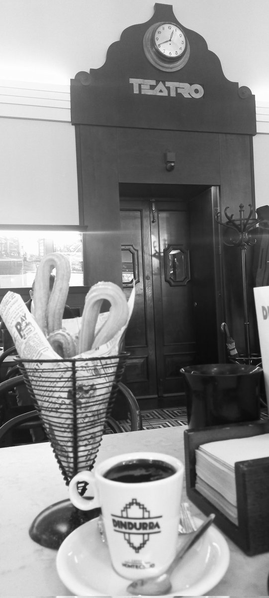 Aquí, escuchando siempre la mejor música...
Sexy sadie
The Beatles
🩵
youtu.be/tSk5U4oHhu0?si…