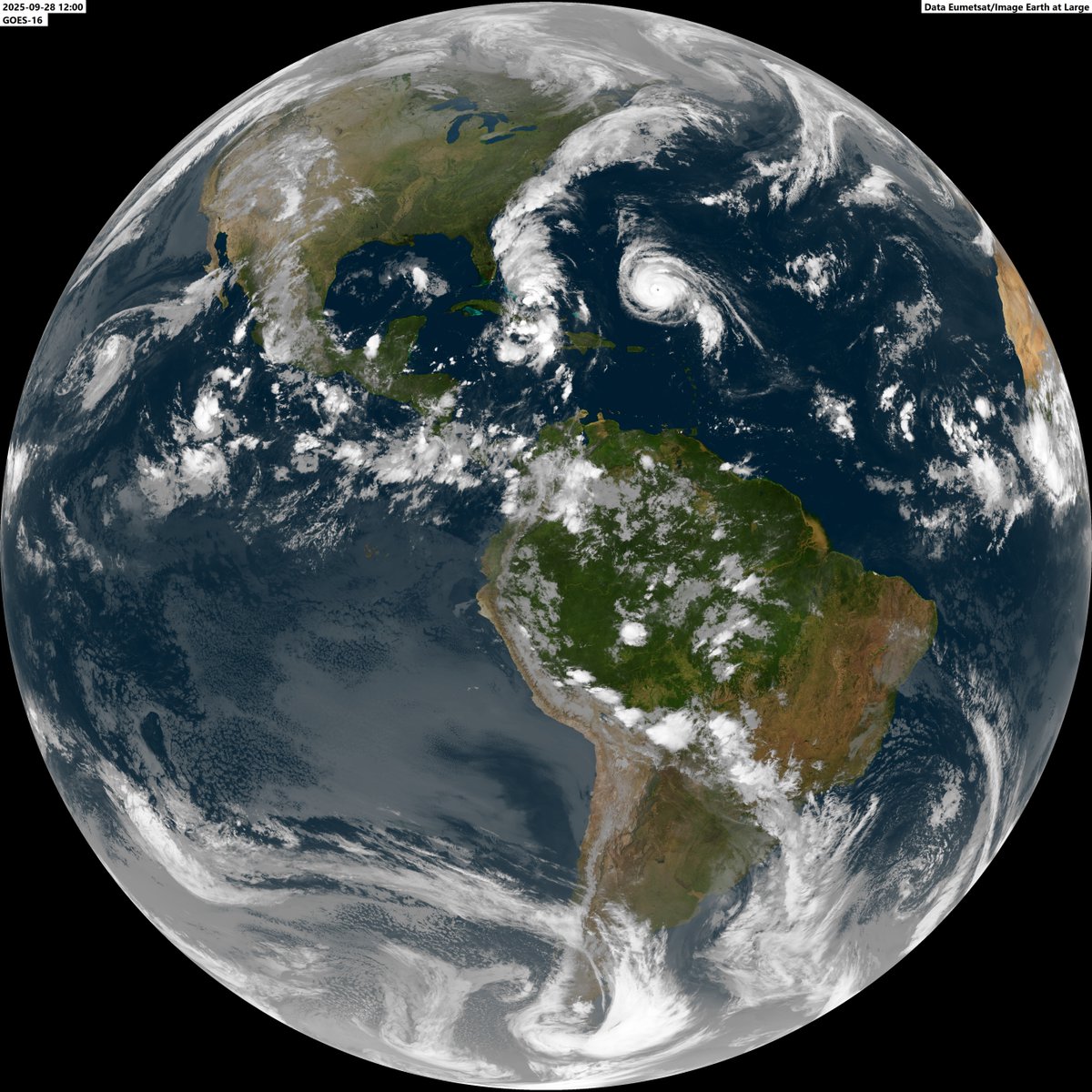 L'ouragan #Humberto situé ce lundi au large des Bermudes en catégorie 4/5 (échelle de Saffir-Simpson) sera repris ces prochaines heures dans le flux d'ouest dominant. Il pourrait se retrouver samedi entre l'Islande et le nord des Îles Britanniques et générer une grosse tempête ⚠️