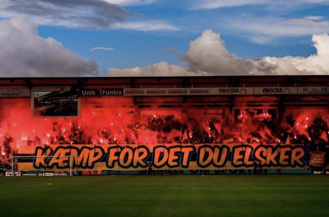 Brøndby præsterede torsdag et rekordhøjt underskud på hele 131 mio., hvilket endnu engang viser, at GFH’s strategi er ekstremt risikofyldt og alt andet end bæredygtig.

Læs mere her: nejtilgfh.dk/gfh-fortsaette…
-og følg med den næste tid, hvor vi går tæt på økonomien og regnskabet