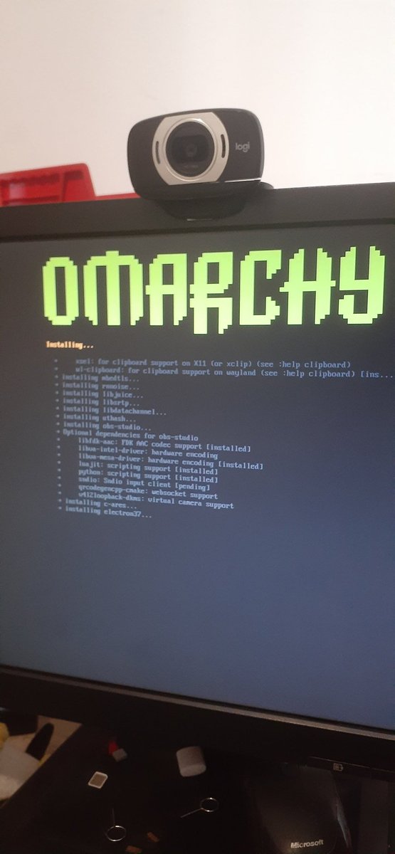 BigGAerospace's tweet image. #OmarchyLinuxStories #Linux