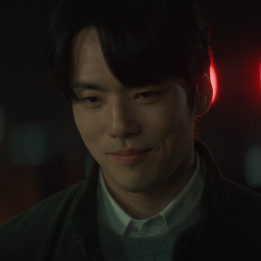 ladywxtch's tweet photo. i wonder how hyeon will react after seeing this more mature youngrye. he already adores her in 1982 but was probably unaware of it so what more in 1989. i really can't wait for their reunion.

#AHundredMemories https://t.co/kmNBSOPTjI