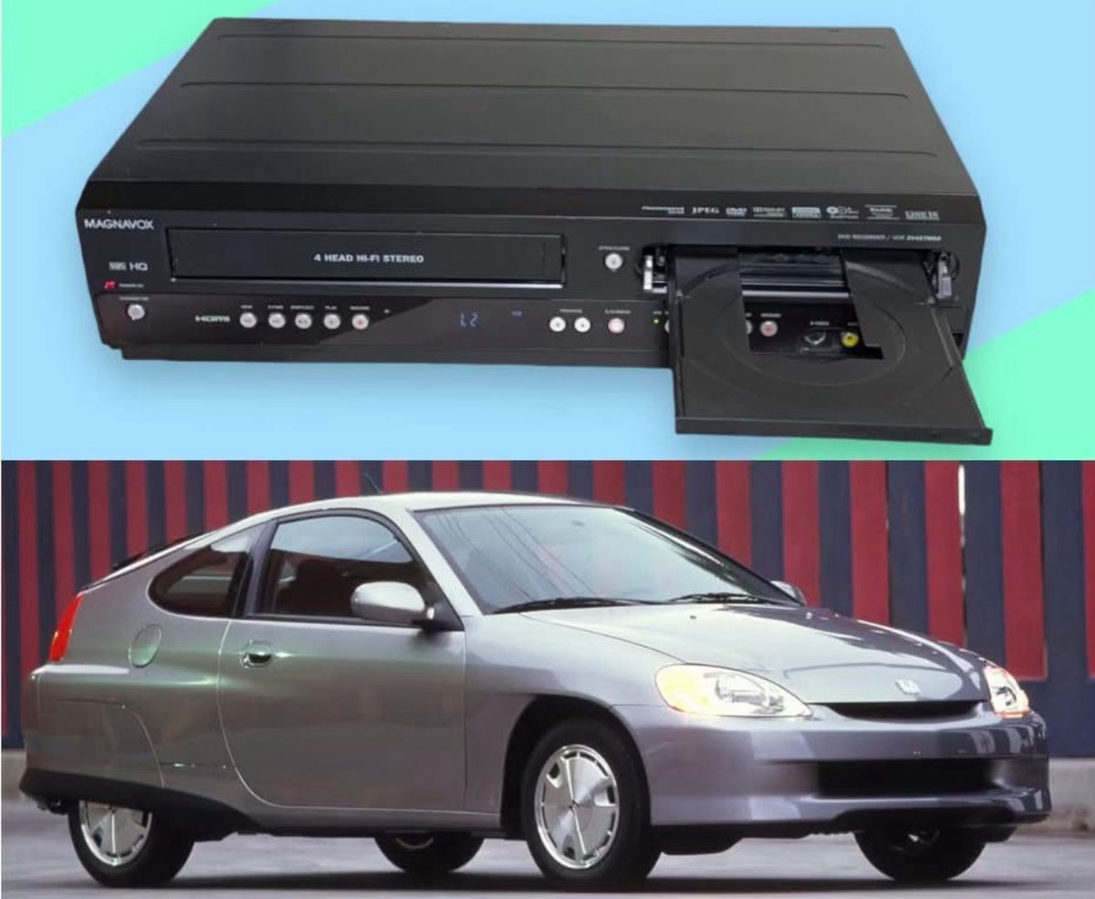 Les voitures hybrides : une partie de la solution... il y a 25 ans.

Il y a 25 ans, j'ai acheté un lecteur DVD et une voiture hybride, la Honda Insight. Est-ce que j'achèterais un lecteur DVD ou une voiture hybride aujourd'hui ? Non. Ce sont deux technologies obsolètes.
