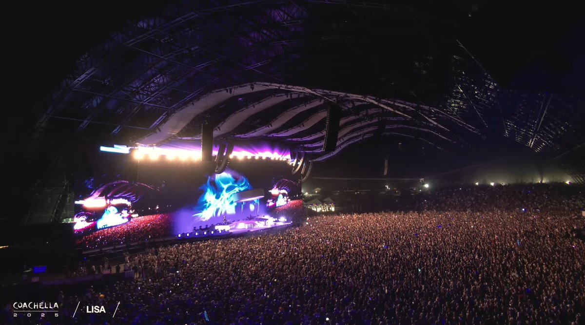 หลังจากแยกย้ายปั๊บ  ลิซ่าก็ได้งานแบบนี้เลยค่ะ