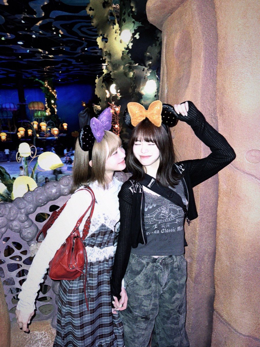 Tsuzu__s2's tweet image. え、ちょっとまって、しーちゃん😭🧡🧡🧡2人でおでかけしたのね𝑩𝑰𝑮𝑳𝑶𝑽𝑬______
 #飯田栞月  #海老原鼓
