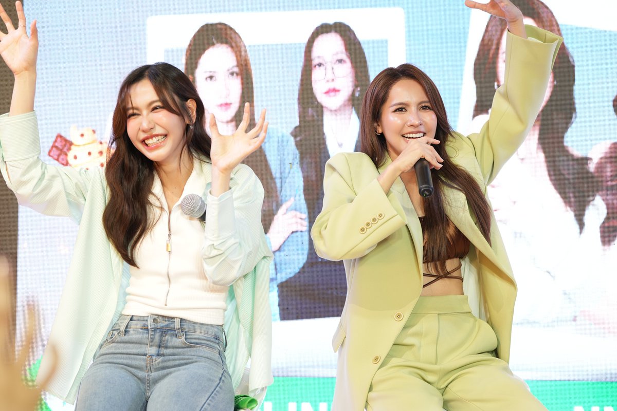 LINEMAN_TH's tweet photo. เป็นไลฟ์ที่สนุกสุด สาวๆเอนเนอจี้ไม่ตกเลย
📲 https://t.co/3kZHTbgM3g

Namneung Noey LIVE LINE MAN
#LINEMANLIVExNNN
#LINEMANถูกสุดทุกวัน
#LINEMANWongnaiUsersChoice

*เงื่อนไขเป็นไปตามที่ LINE MAN กำหนด ตามข้อกำหนดที่ได้มีการเผยแพร่ตามช่องทางเว็บไซต์ https://t.co/eUGbv5PnAu https://t.co/BUdbFuvlCX