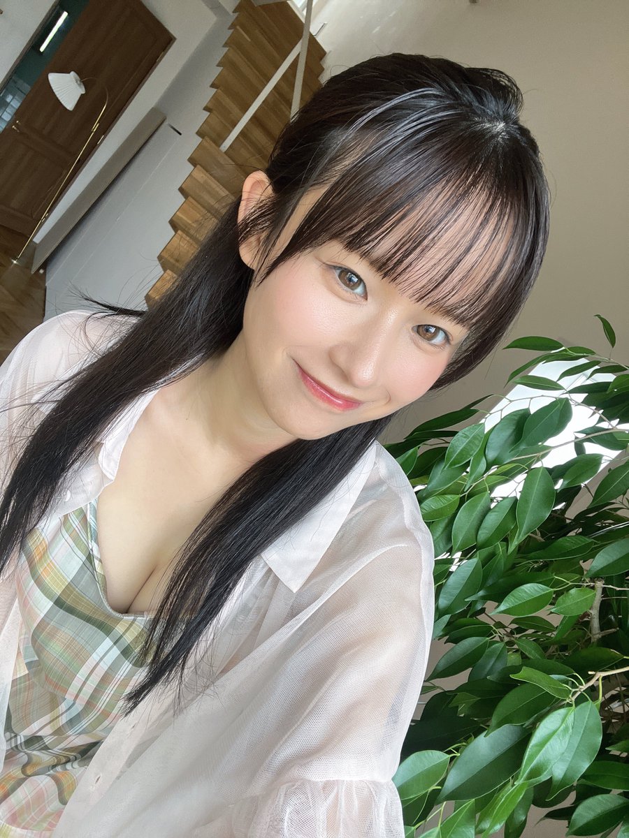 Post by 西井美桜 on X: 夏終わるね🍃