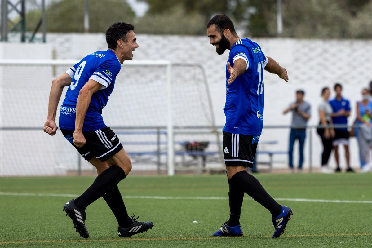 🤯 Lo de Juanca Olmedo. 

2⃣ goles
1⃣ asistencia
⏱️42 minutos

¡𝐁𝐫𝐮𝐭𝐚𝐥, 𝐉𝐮𝐚𝐧𝐜𝐚! 👏

#CDSanFernando1940