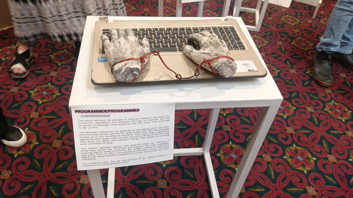Internet faces a multitude of challenges that jeopardize the work of Journalists, and human rights defenders. The most affected by this censorship
Some representations of these challenges exposed at #FIFAfrica2025 in #Windhoek, #Namibia
 #InternetFreedomAfrica <a href="/internetsociety/">Internet Society</a>