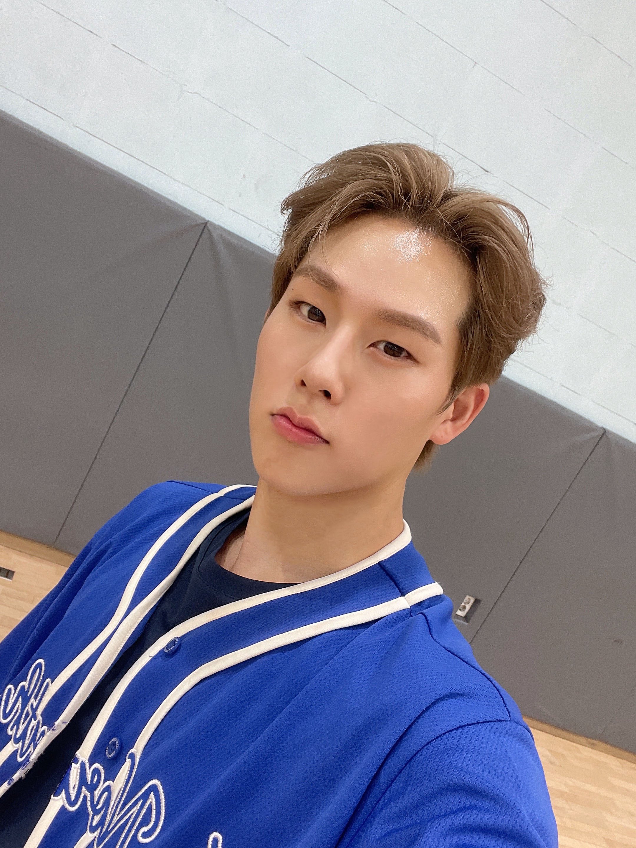 ⭐生チェキ付き⭐MONSTA X⭐モネク⭐
韓国盤KPOP⭐IDOL ⭐生チェキ付き⭐MONSTA X⭐モネク⭐ 韓国盤KPOP⭐IDOL MONSTA