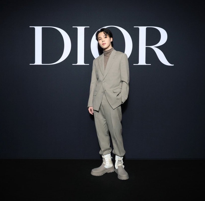 RT AND REPLY

DIORMIN IS COMING 
#JIMINxDior #DiorSS26
#PFW #JIMINXPFW  
#JIMINxPFWSS26