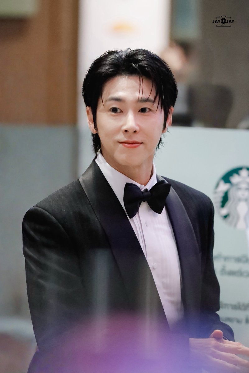 JayJay_Uknow's tweet photo. ความรักสิบกว่าปี 

#BKKIFF2025
#정윤호 #CHUNGYUNHO
#유노윤호 #UKNOW #YUNHO 
#ユノ #ユンホ https://t.co/0ssWvUfJ6o
